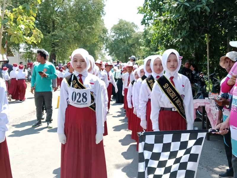GERAK JALAN TRADISI KEMERDEKAN YANG MENGGUGAH SEMANGAT
